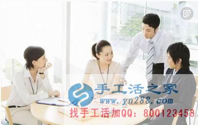 冬季兼職哪家強？遼寧錦州李女士看準(zhǔn)手工活之家外發(fā)項目，在家串珠掙錢